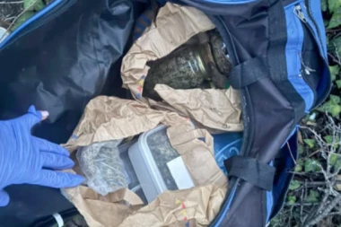 U KUĆI MU PRONAĐENA DROGA I PIŠTOLJ SA MUNICIJOM! Uhapšen Kragujevčanin! (FOTO)