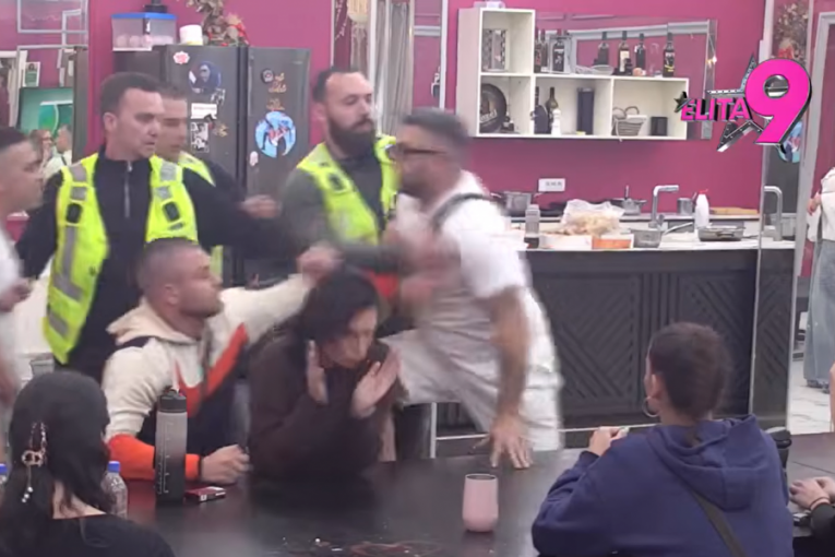 Bebica i Asmin u sukobu!