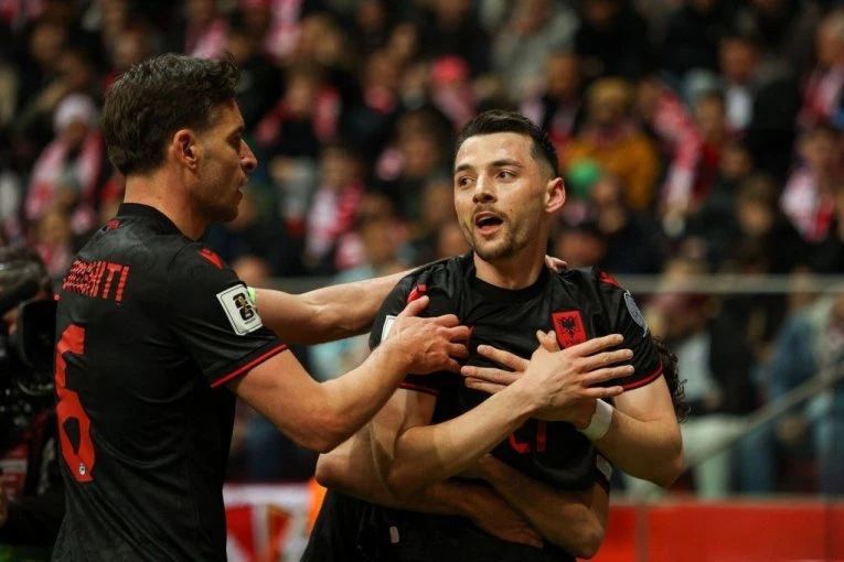 SKANDAL: Albanac iz Dinama dao gol Poljskoj, pa provocirao Srbe proslavom! (FOTO)