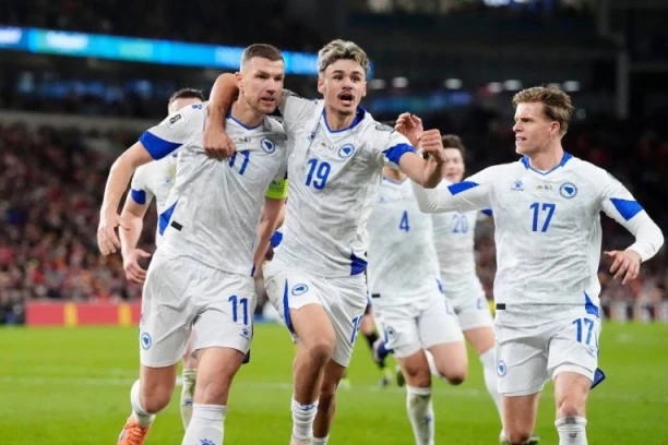 MALO SE ZBUNIO: NATO general na neobičan način čestitao Bosni i Hercegovini plasman na Svetsko prvenstvo u fudbalu (VIDEO)