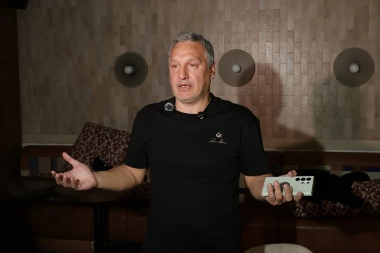 GAGI ĐOGANI IMA NOVU DEVOJKU: Upoznao je sa Ninom i Lunom - ZALJUBLJEN DO UŠIJU!