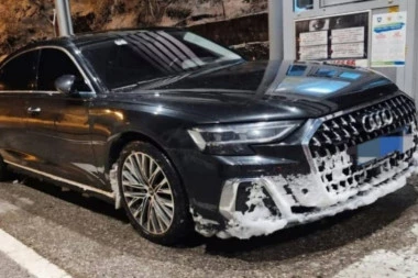 U AUDIJU BELORUSKOG POČASNOG KONZULATA PRONAĐEN PIŠTOLJ I MUNICIJA! Sumnja se da su hteli da ubiju visokog funkcionera!