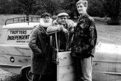 ŠOK! Otkriveno ko je OSKRNAVIO GROB zvezde serije "Mućke" - nećete verovati šta se desilo!