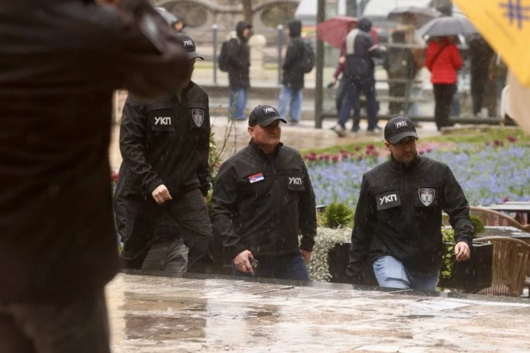 SINANI U POLICIJI NAKON TRAGEDIJE! Dekan Filozofskog fakulteta daje izjavu povodom smrti studentkinje!