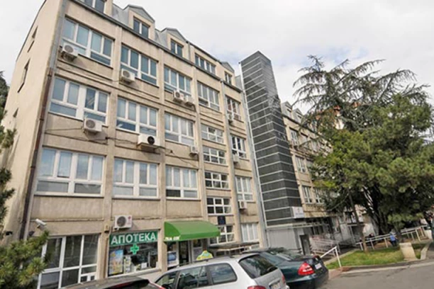 DRAMA NA ČUKARICI! Evakuisana deca iz doma zdravlja zbog misterioznog mirisa!