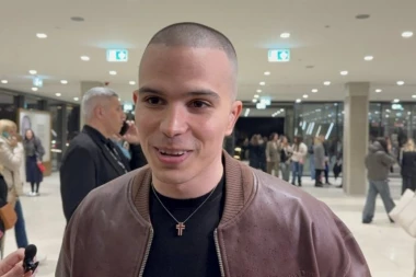 JAKOV JOZINOVIĆ OSVOJIO I VOJAŽA! Reper se pojavio BEZ ZAŠTITNOG ZNAKA, pa otkrio detalje odnosa - ON JE LUDILO MOZGA! (VIDEO, GAERIJA)