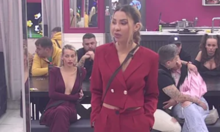 HITAN PREKID PROGRAMA! Luka NASRNUO na Aneli, OBEZBEĐENJE moralo da ga OBUZDA! (FOTO)