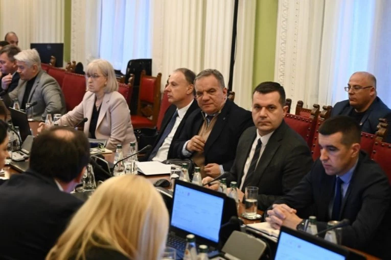 MINISTAR STANKOVIĆ ISTAKAO NA SEDNICI: Rektor Đokić  i dekan Sinani treba da objasne zbog čega dogodila TRAGEDIJA na Filozofskom!