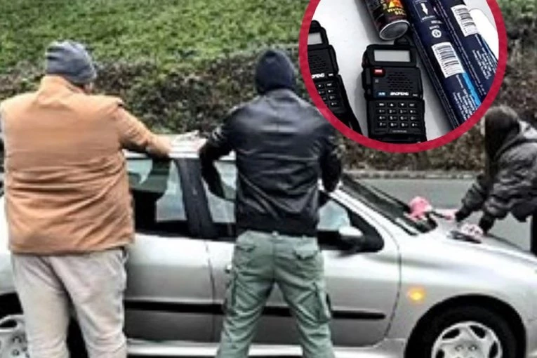 POHAPŠENI BLOKADERI U SEVOJNU! Pripremali haos na dan izbora, policija im našla noževe, baklje i palice! (VIDEO)