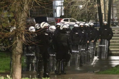 BLOKADERI VEČERAS PLANIRAJU DA IZAZOVU HAOS! Ovo su im mete - VEĆ SE OGLASILI ZLOSLUTNIM POZIVOM!