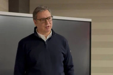 "U KLADOVU JE NAJBOLJE!" Prvo oglašavanje Vučića nakon lokalnih izbora - USKORO SE OBRAĆA NACIJI! (VIDEO)