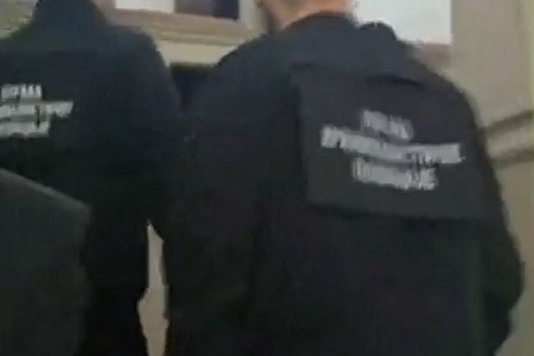 Jezive slike na Filozofskom