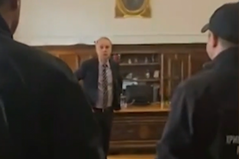 Jezive slike na Filozofskom