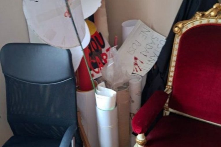 Jezive slike na Filozofskom