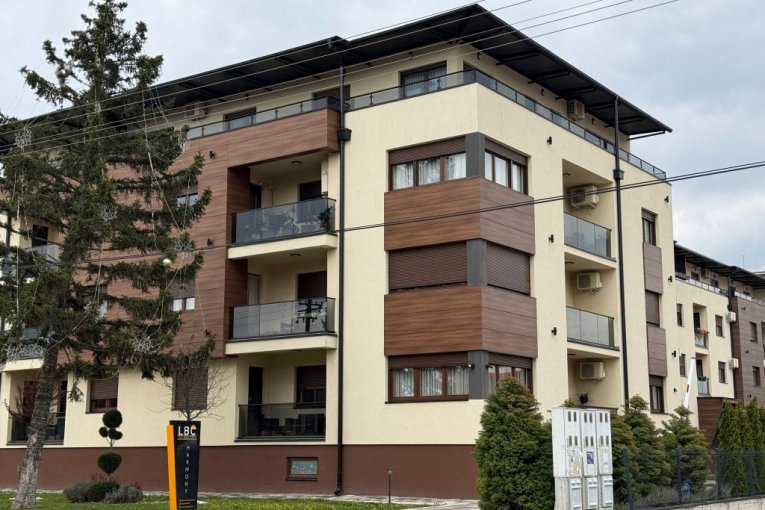 Zgrada u kojoj Stanija živi u Srbiji