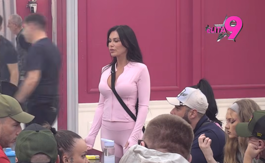 ASMIN ISTERAO ANELI IZ STANA!? Isplivali detalji iz aviona za Majami! Stanija BESNA! (VIDEO)