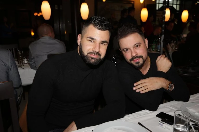 AU! Raspada se naša čuvena grupa posle DVADESET GODINA, fanovi u SUZAMA! (FOTO)