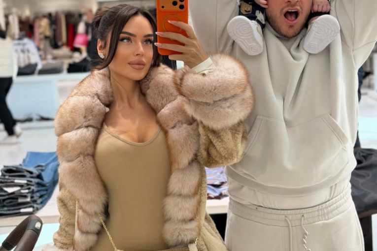 David Dragojević sa suprugom Tamarom i sinom Rajanom