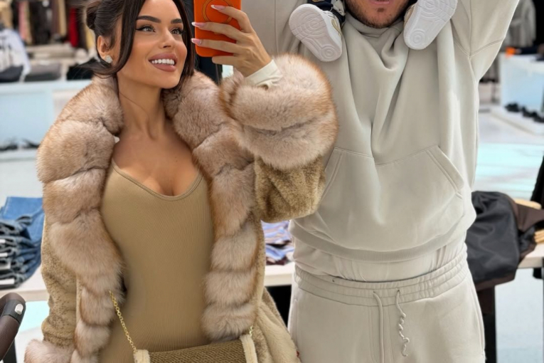 David Dragojević sa suprugom Tamarom i sinom Rajanom