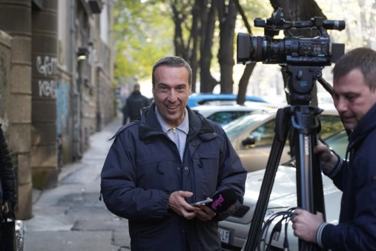 OVAKO JE MLADEN MIJATOVIĆ IZGLEDAO U MLADOSTI: Pojavila se fotka s početka karijere, da li biste ga prepoznali? (FOTO)