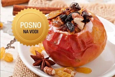 ZABORAVLJENA, SOČNA POSLASTICA ZA DANE STROGOG POSTA: Starinski recept za pečene punjene jabuke koje osvajaju ukusom