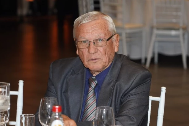 OVAJ ČOVEK JE KRIV! Milanče Radosavljević posle PET DECENIJA rada odlučio da prelomi!