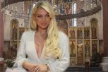 MILICA KEMEZ DOBIJA ULOGU U CRKVI? Vernici u neverici (FOTO)