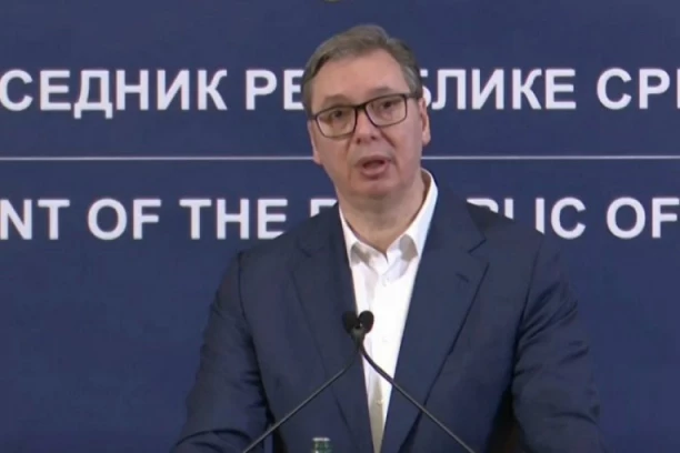 OBRAĆA SE VUČIĆ POVODOM PRESUDA TAČIJU I JOŠ TROJICI OVK ZLOČINACA U HAGU!