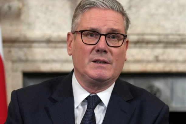 ENGLESKA PUCA PO ŠAVOVIMA - Aktivirana tajna strategija "Kobra"! ČITAJTE U SRPSKOM TELEGRAFU!