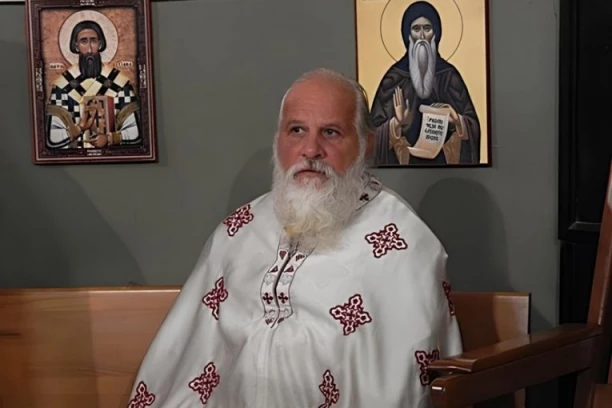 SVEŠTENIK SINIŠA ĐORĐEVIĆ NASTAVLJA DA SABLAŽNJAVA JAVNOST: Iz Eparhije timočke poručuju da mu je doživotno zabranjeno sveštenodejstvo