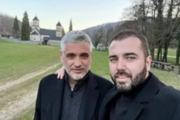 ČEDA JOVANOVIĆ POVUKAO ODLUČUJUĆ POTEZ! Aca ponosno pokazao BLJEŠTAVI NAKIT - neće vam biti dobro KADA ČUJETE CIFRU!