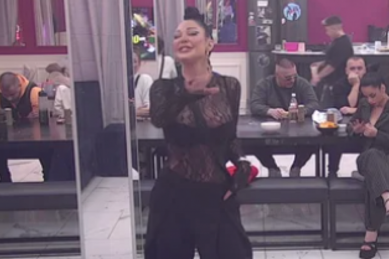 Maja Marinković Elita 9