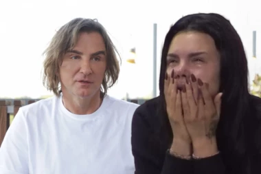 HITNOM ODLUKOM PRODUKCIJE TRUDNA ANITA STANOJLOVIĆ NAPUSTILA "ELITU"! Saznalo se sve O OCU DETETA - ŠOK!