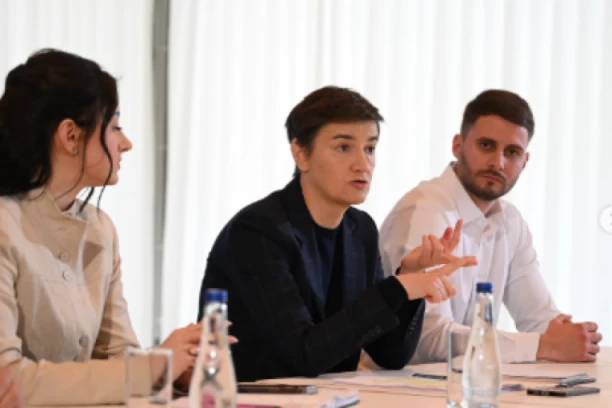 OBEĆANJE ANE BRNABIĆ NA DAN STUDENATA: Država će vratiti obrazovanje na pravi put, da se nikada više ne ponove blokade na fakultetima!