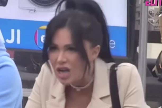 STRAVIČNE VESTI O ĆERKI ANELI AHMIĆ SAOPŠTENE UŽIVO NA PINKU: Stanija iznela dugo čuvanu tajnu, zbog ovoga svima pripalo muka!