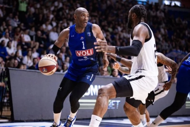 NEIZVESNO U PODGORICI: Budućnost čuva prednost, Partizan se ne predaje