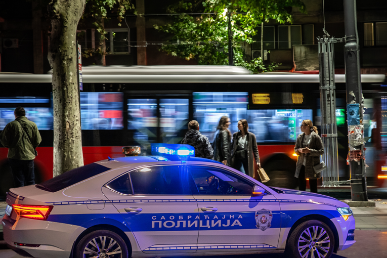 NEAR BLOODSHED! Chaos in a public bus in Belgrade