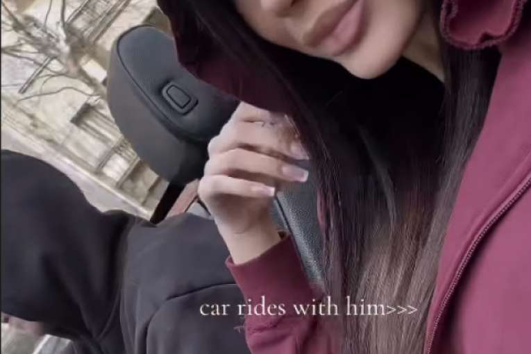 Nina Đogani sa dečkom