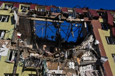 RUSI ŽESTOKO UDARILI NA ODESU: Među žrtvama i DETE - Ukrajinci napali rudnik u Lugansku, rudari ostali ZAROBLJENI POD ZEMLJOM! (FOTO, VIDEO)