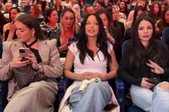 OVO ĆE ISTOPITI I NAJTVRĐA SRCA: Edita pokazala stomak u šestom mesecu, koleginica je RAZNEŽILA! (VIDEO)