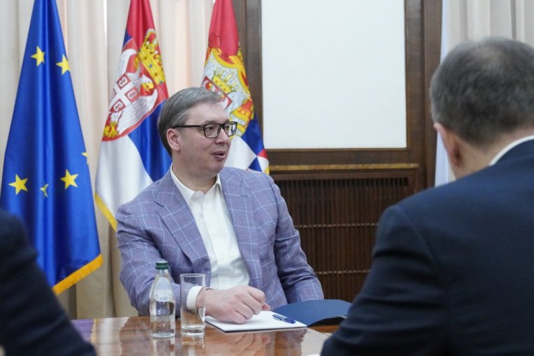 Aleksandar Vučić nastavio je konsultacije danas u Predsedništvu