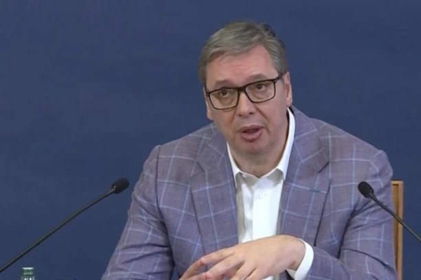 "MOJ SIN, MOJ BRAT I JA SMO TRPELI PRETNJE I NASILJE!" Vučić: Borba u meni i dan danas traje!