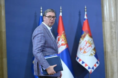 U ZEMLJI U KOJOJ SAM JA PREDSEDNIK NIKO NEĆE DA UBIJA STUDENTE! Vučić o izjavi ministra Bratine: Moje lično izvinjenje!