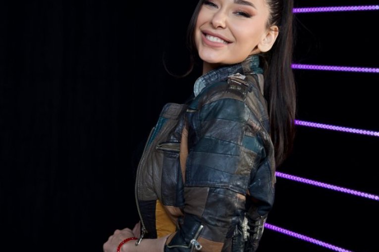 Sanja Vučić - Hotcast