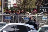 PRVI SNIMCI PUCNJAVE U ISTANBULU: Drama kod izraelskog konzulata - IMA MRTVIH, jake POLICIJSKE SNAGE na licu MESTA! (VIDEO)