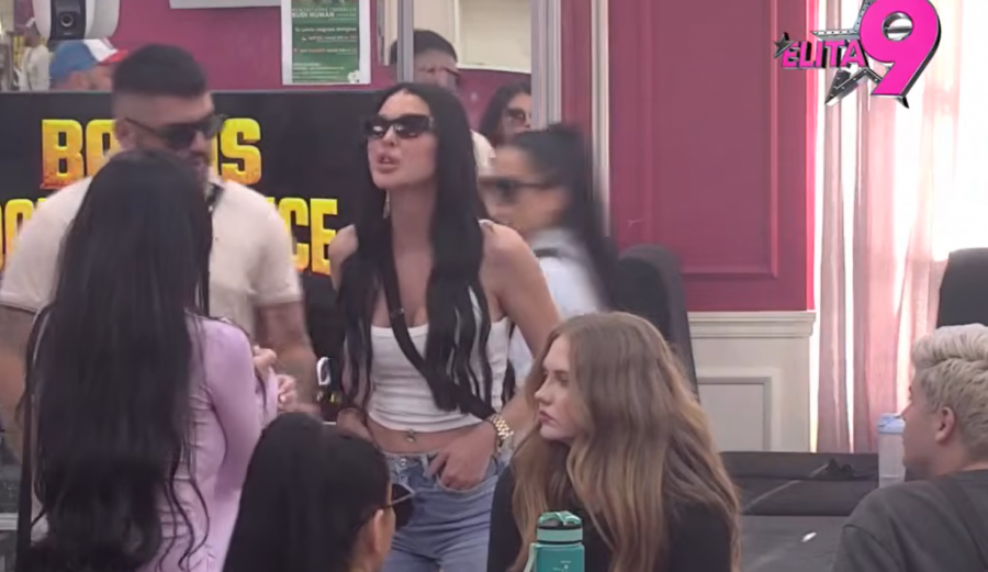 STANIJA OPTUŽILA TAKIJA DA PODVODI MALOLETNICE! Maja skočila na starletu, obezbeđenje ULETELO u Belu kuću! Haos kakav se ne pamti! (VIDEO)