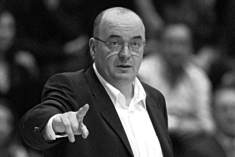 Duško Vujošević umro