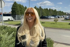 POSLE STANA PAZARILA I NOVU BESNU MAŠINU! Voditeljka "Pinka" uživa u luksuzu, NEREALNO KOLIKO JE DOBAR!