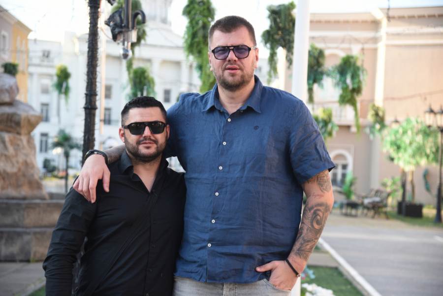 ANELI SAKUPILA SVE BIVŠE ZA VASKRS! Oko nje su nekad skakutali kao zečevi, pa su posle pobegli GLAVOM BEZ OBZIRA! (FOTO)