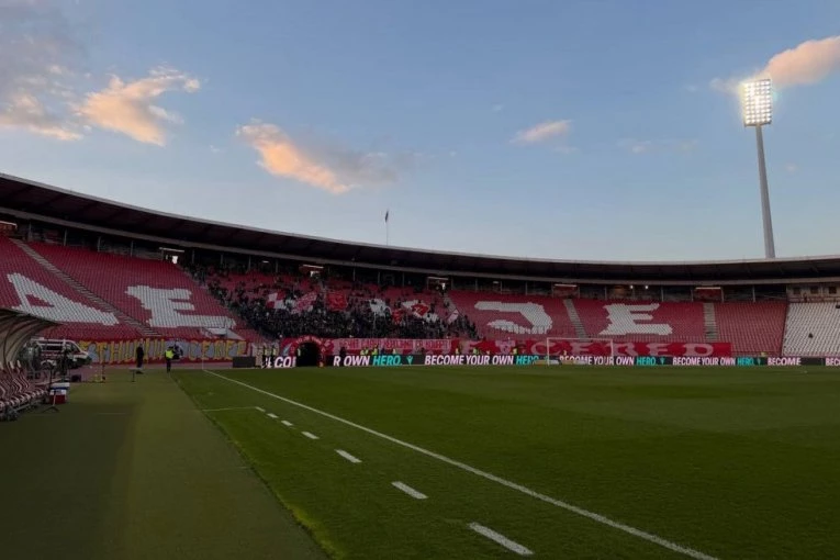 Neočekivani odlazak sa Marakane: Trener napustio Crvenu zvezdu (FOTO)